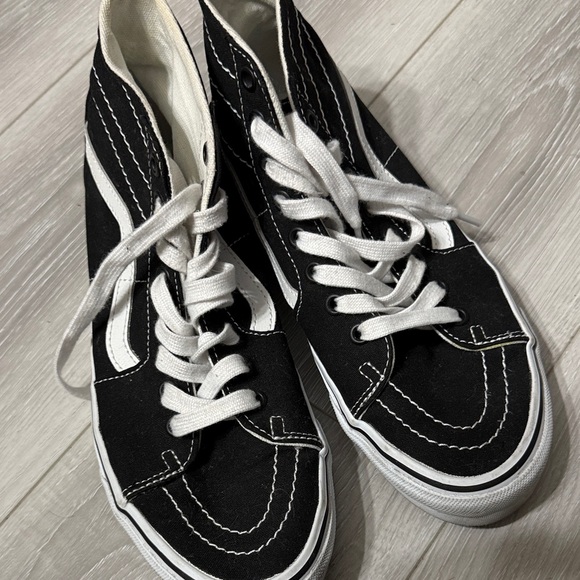 Vans Hi-top Tapered black and white sneakers - Picture 6 of 7